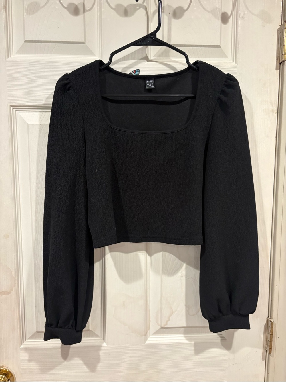 SHEIN Black Square Neck Puff Sleeve Crop Top
